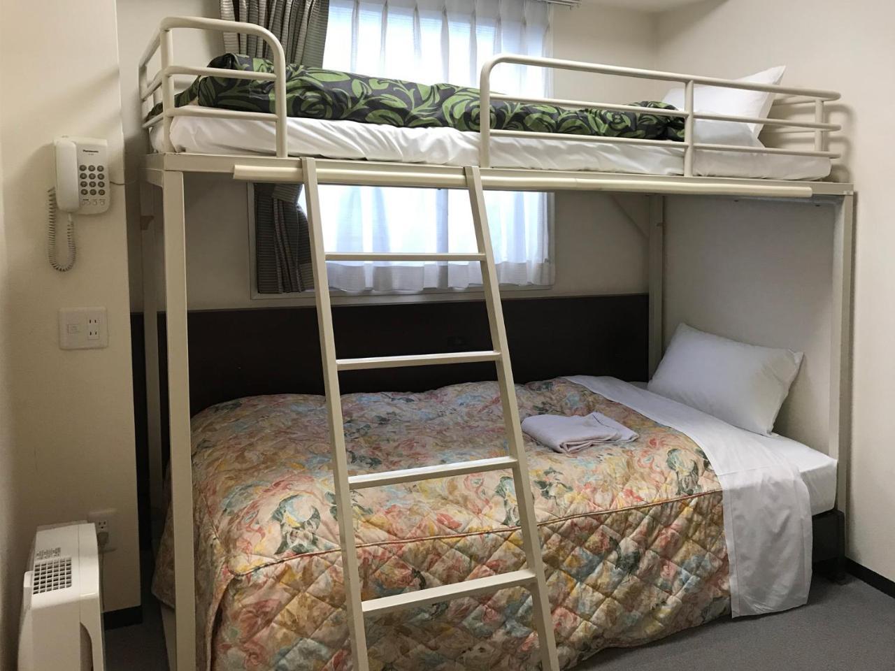 Готель Osaka Academia Екстер'єр фото