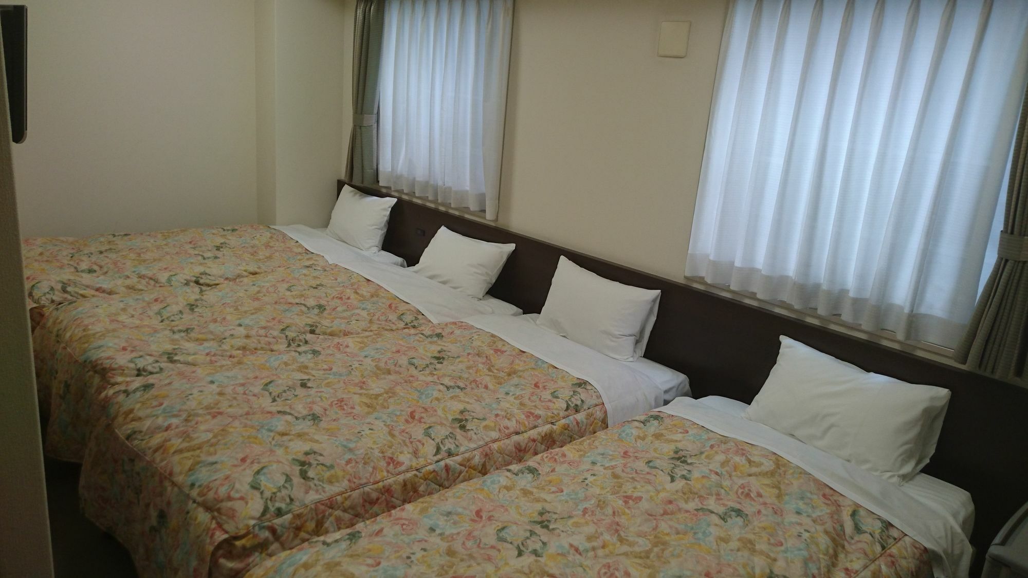 Готель Osaka Academia Екстер'єр фото